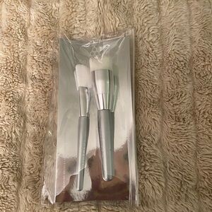 2 for $15/3 for $20 Cosmedix skincare brush set